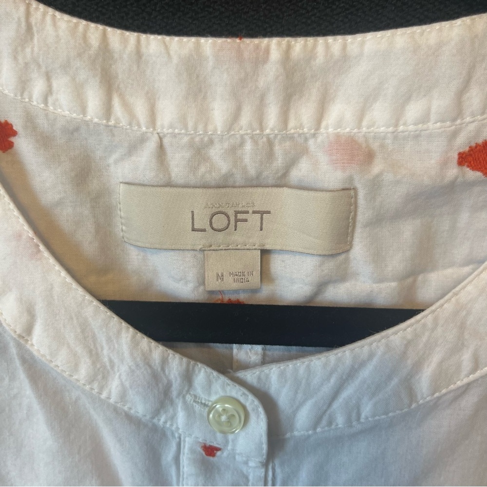 Ann Taylor Loft Rooster blouse M White Relaxed Popover Lightweight cotton top - Picture 3 of 8